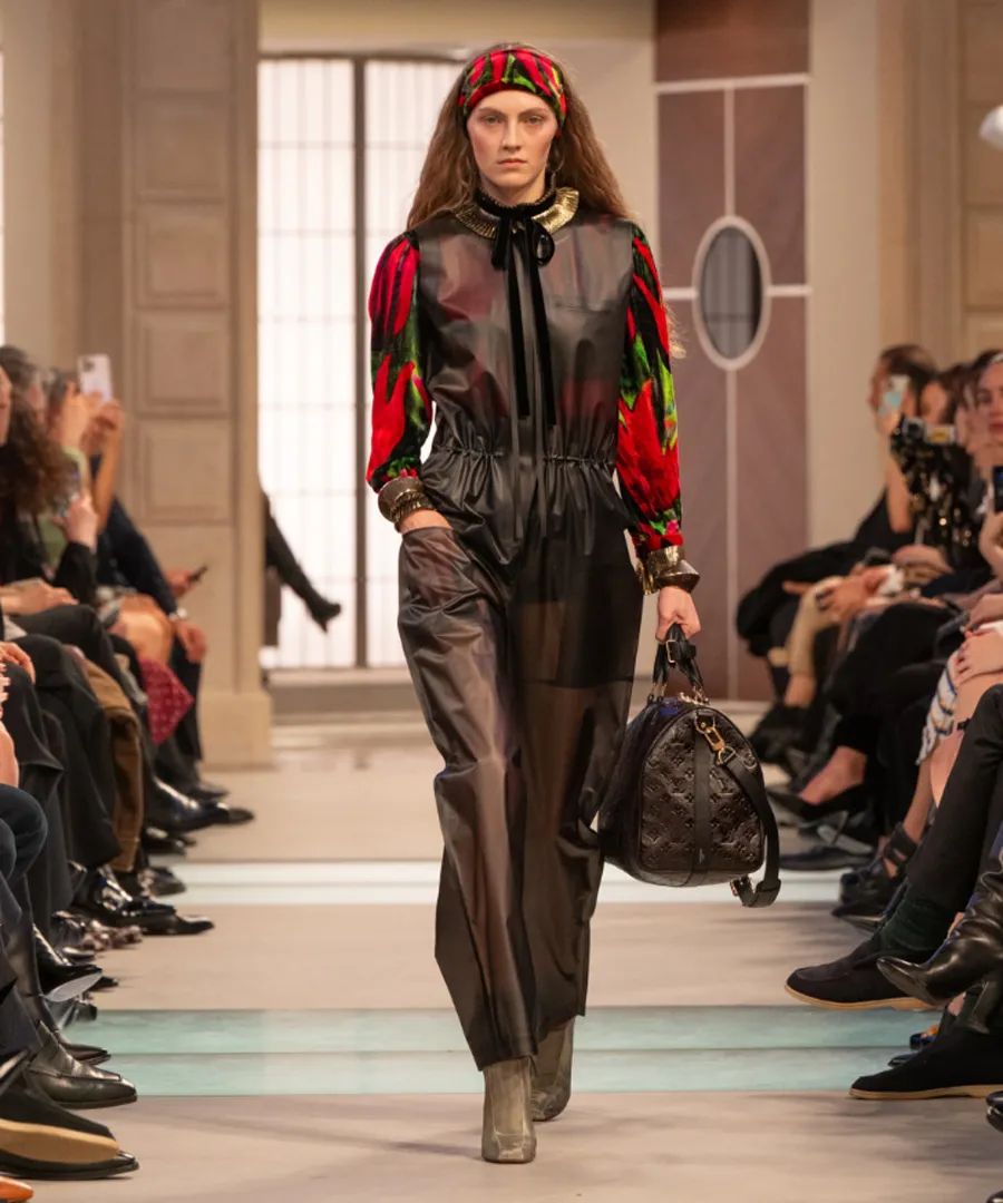 Louis Vuitton Thu-Đông 2025: Chuyến tàu cảm xúc tại ga L’Étoile du Nord - 15