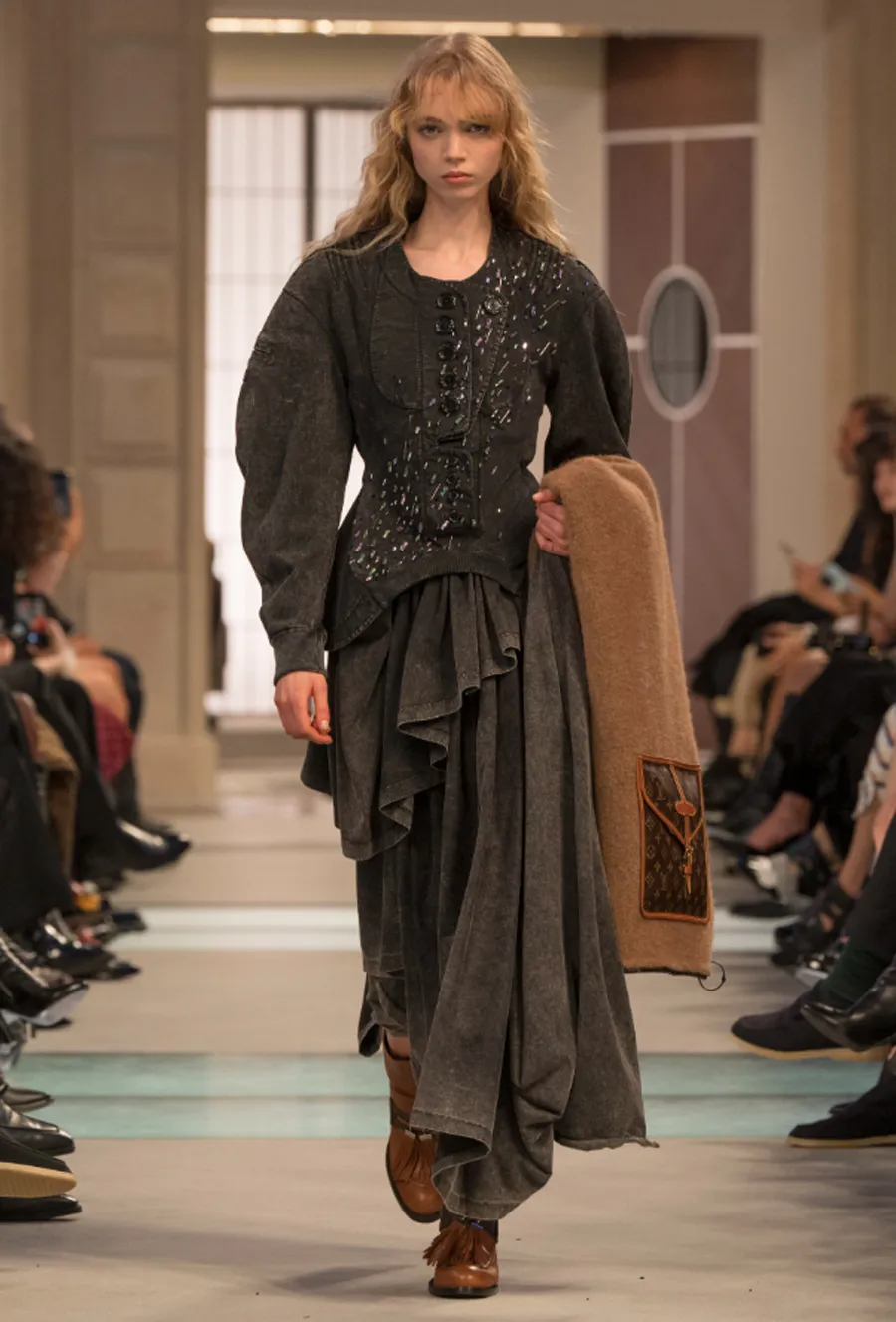 BST Louis Vuitton Thu-Đông 2025