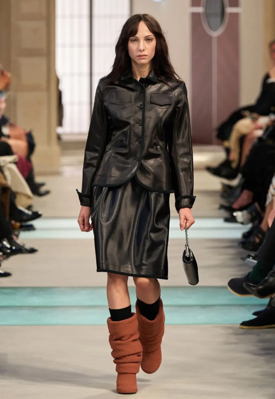 Louis Vuitton Thu-Đông 2025: Chuyến tàu cảm xúc tại ga L’Étoile du Nord - 24