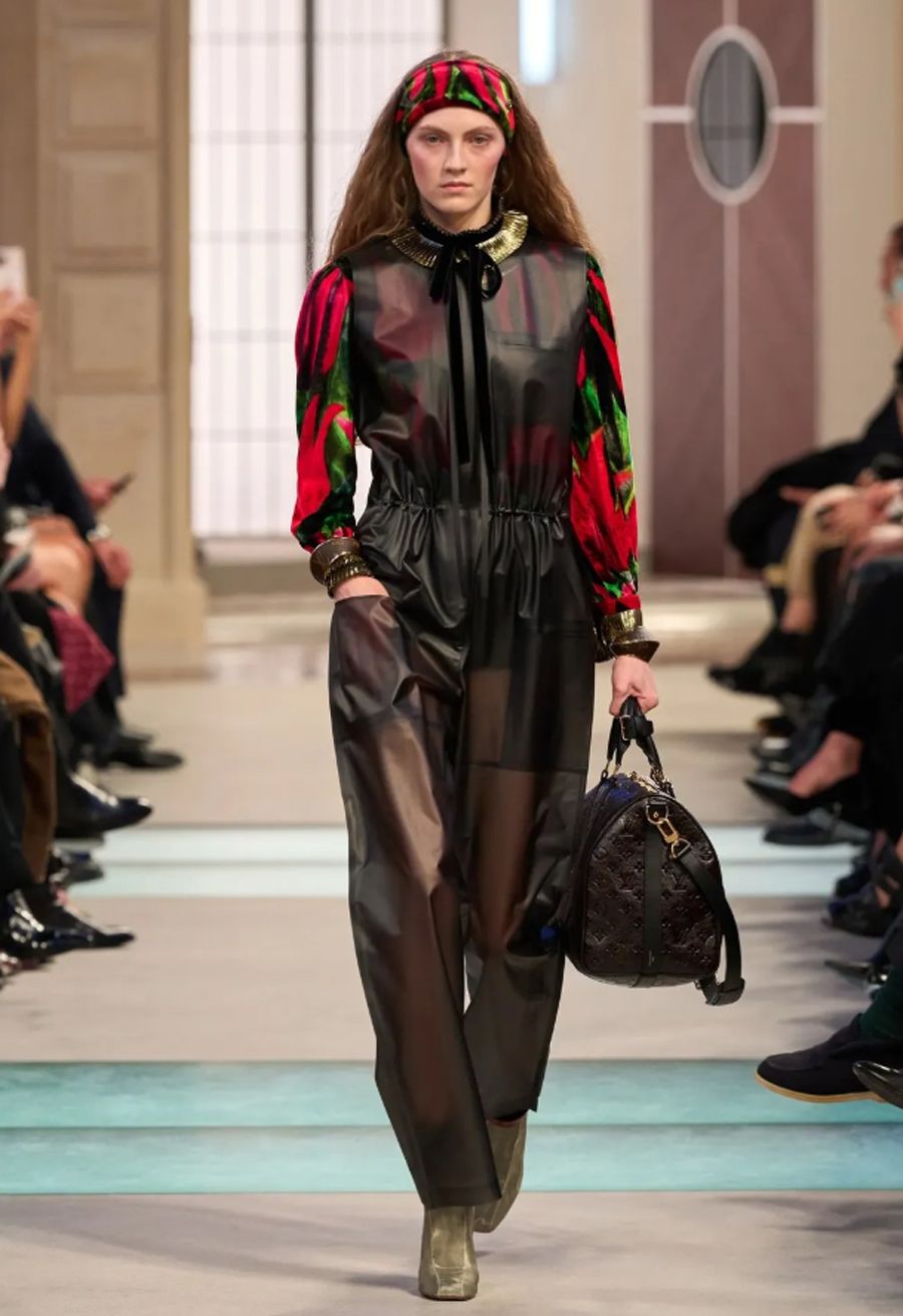 Louis Vuitton Thu-Đông 2025: Chuyến tàu cảm xúc tại ga L’Étoile du Nord - 31