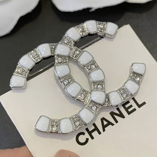 Cài Áo Chanel Jewelry Style Màu Trắng - Phụ kiện - Vua Hàng Hiệu