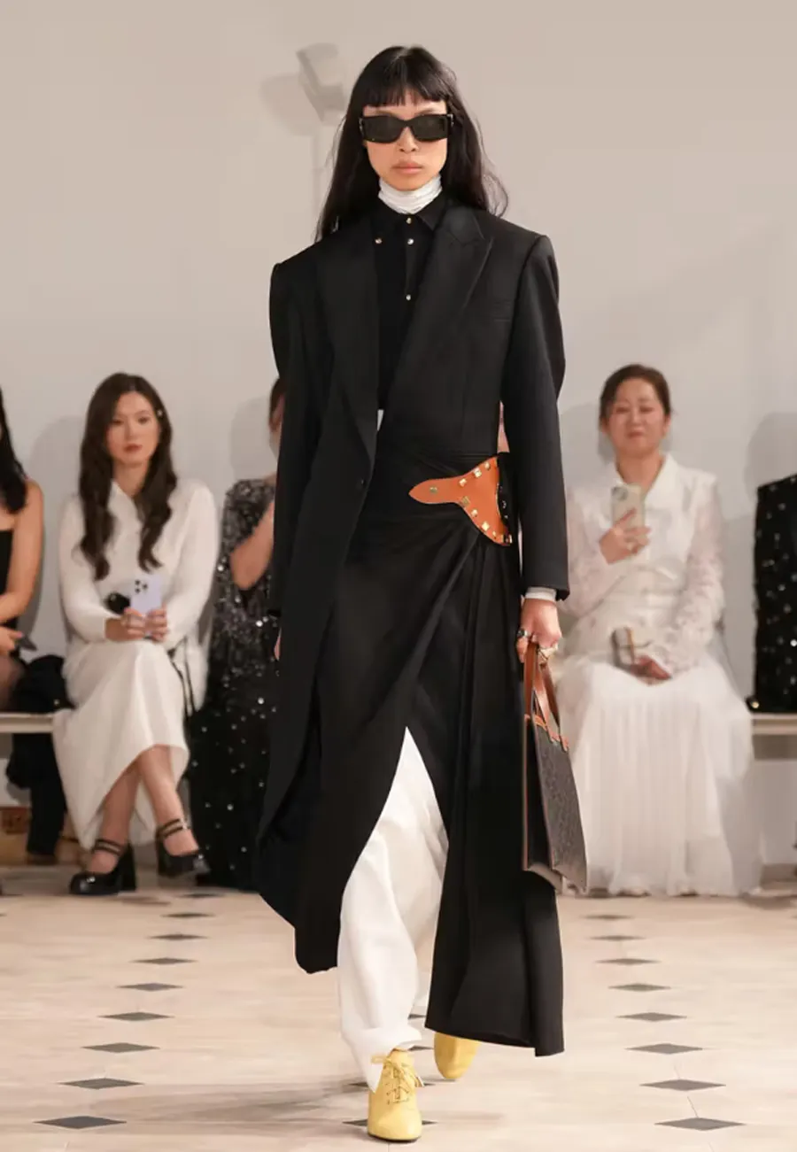BST Celine Xuân Hè 2026: Phong Cách Preppy Tinh Tế Cho Thế Hệ Mới