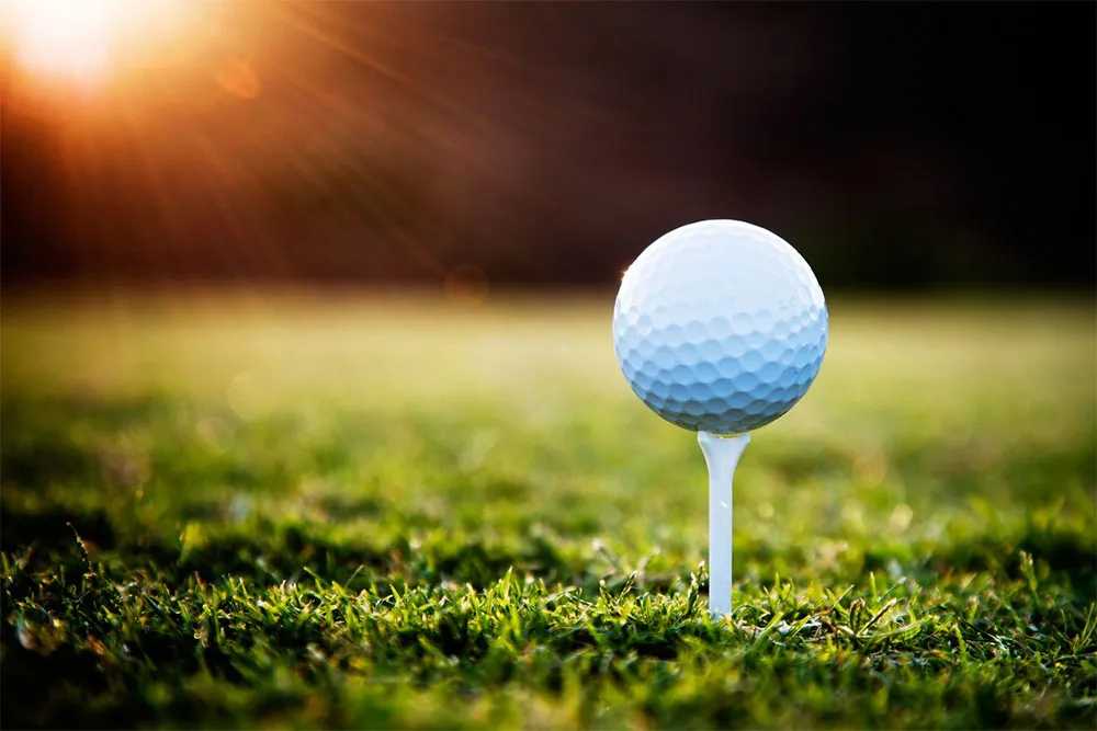 Chơi Golf Cần Chuẩn Bị Gì? Bộ Dụng Cụ Chơi Golf Đầy Đủ Cho Người Mới