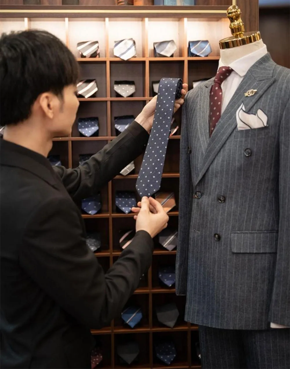 Top 10 Cửa Hàng Bán Cà Vạt Tại Hà Nội Uy Tín, Chất Lượng Nên Mua
