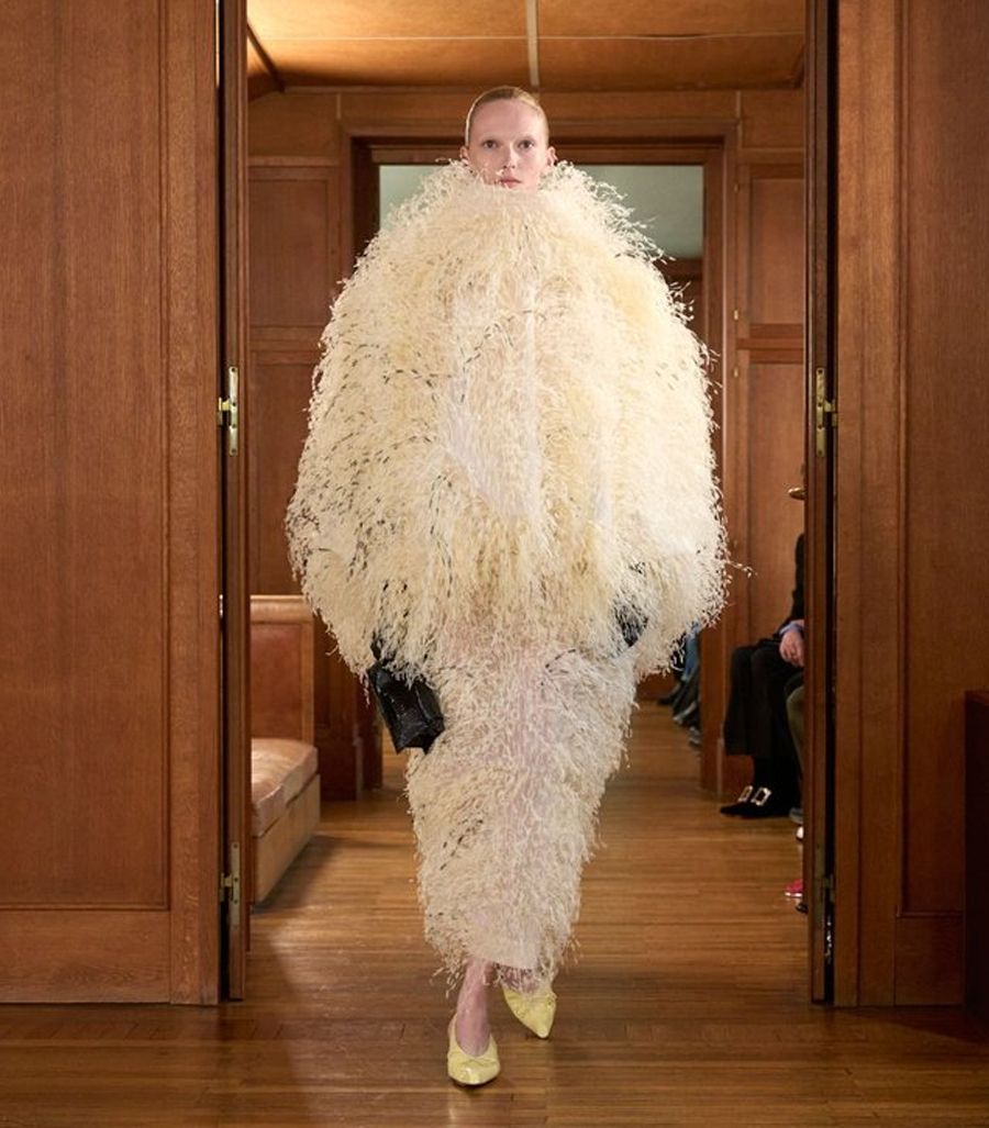 Jacquemus FW25: Couture đậm chất quê hương từ miền Nam nước Pháp