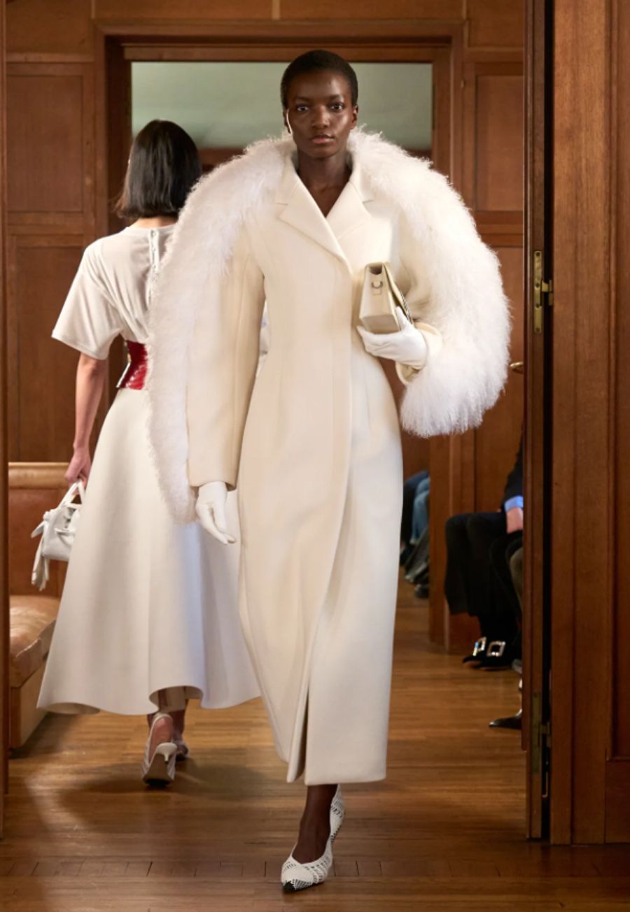Jacquemus FW25: Couture đậm chất quê hương từ miền Nam nước Pháp