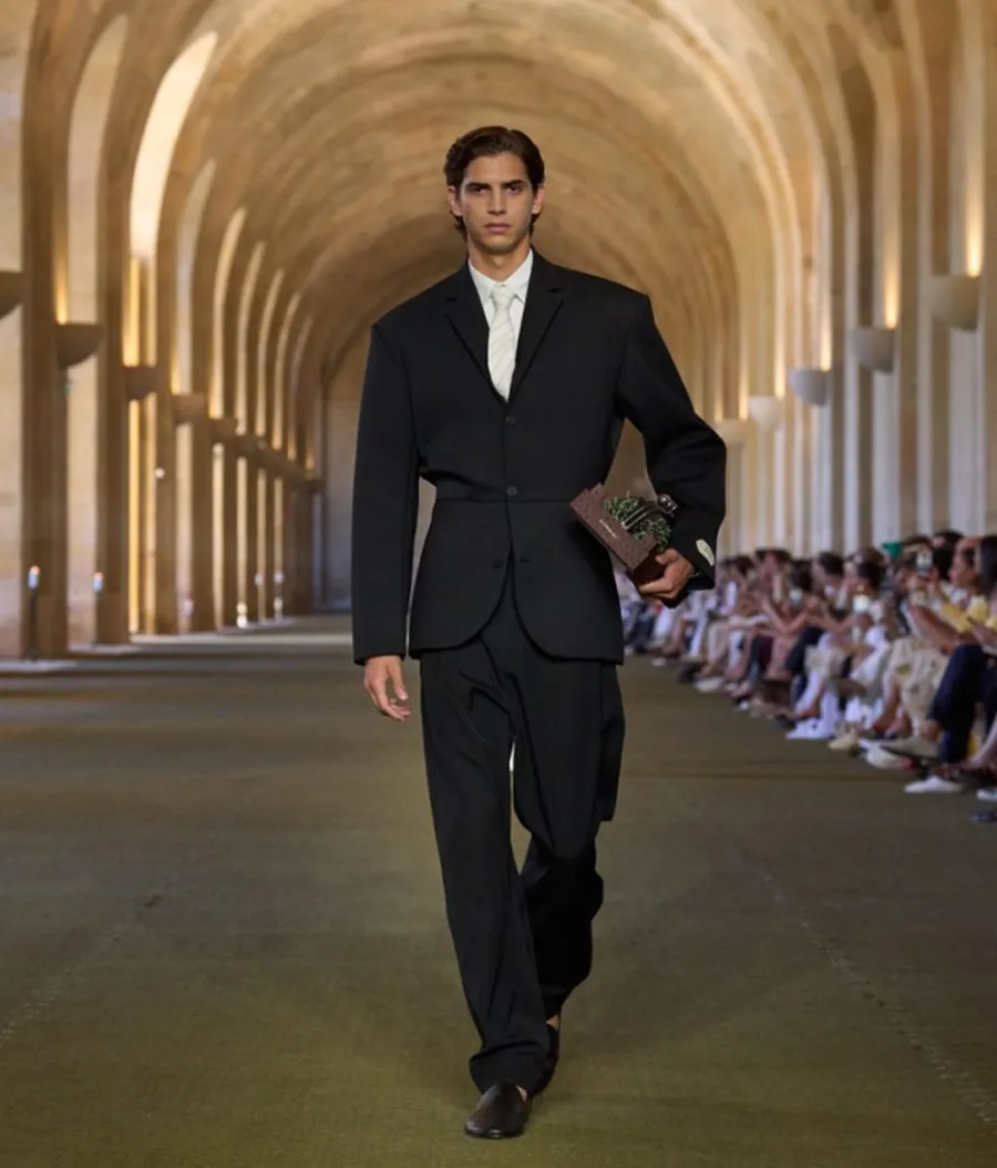 Jacquemus Spring/Summer 2026 “Le Paysan”: Tình đất Provence thấm đẫm hơi thở thanh lịch