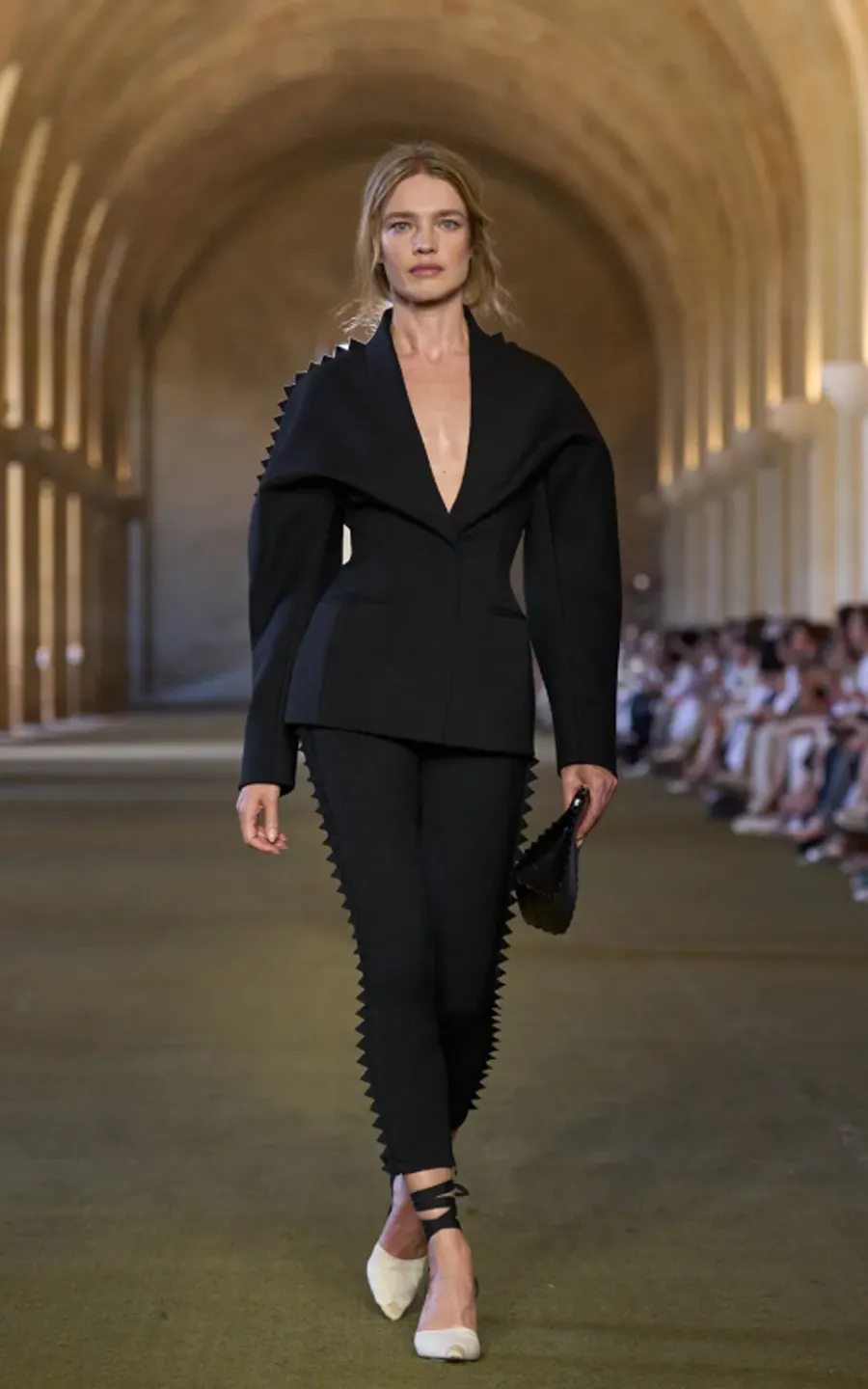 Jacquemus Spring/Summer 2026 “Le Paysan”: Tình đất Provence thấm đẫm hơi thở thanh lịch