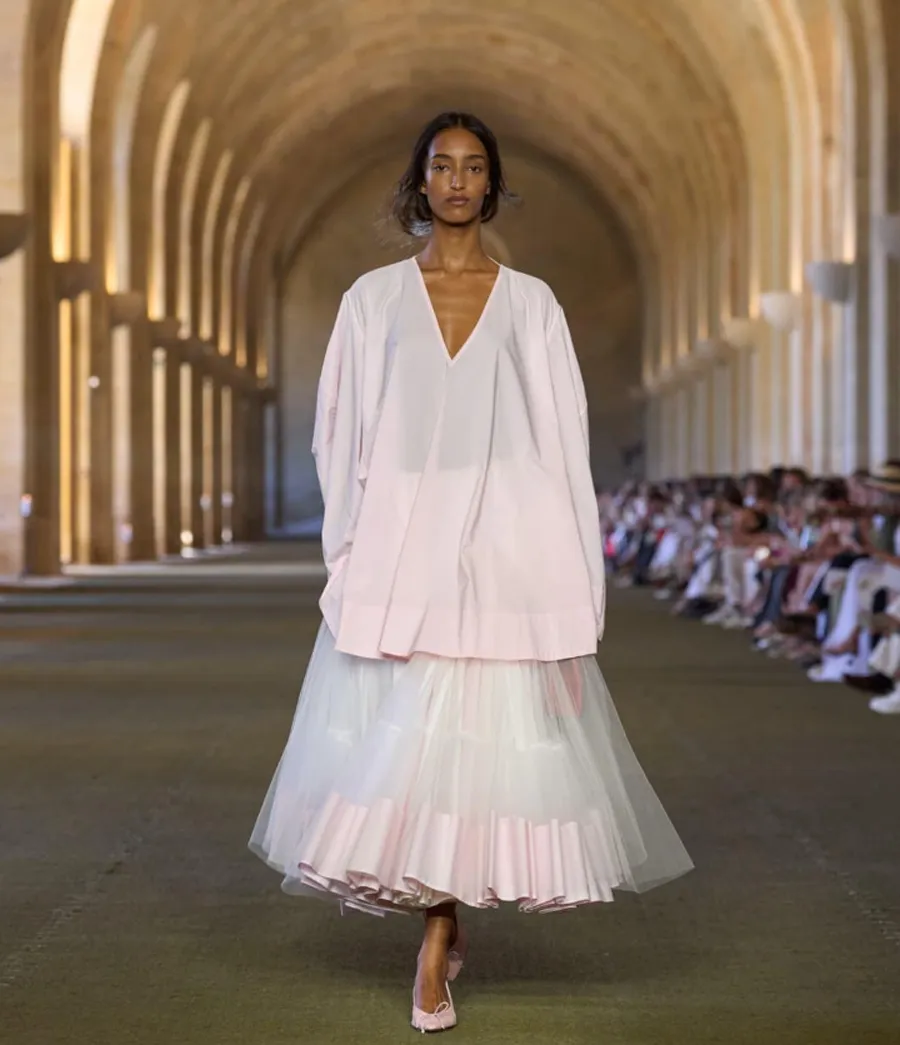 Jacquemus Spring/Summer 2026 “Le Paysan”: Tình đất Provence thấm đẫm hơi thở thanh lịch