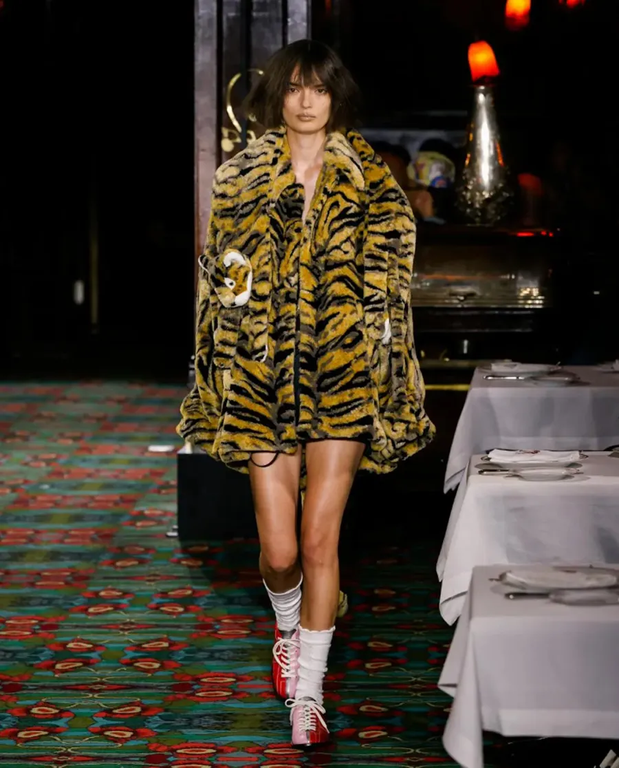 KENZO SS26 Menswear: Từ Hộp Đêm Đến Sàn Diễn Thời Trang