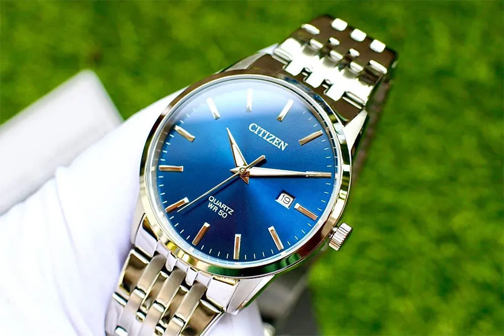 Kính Khoáng (Mineral Crystal) Là Gì? Top 10 Mẫu Đồng Hồ Bán Chạy
