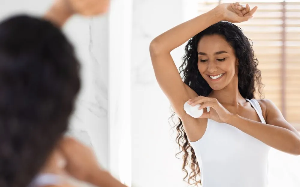 Review Top 10 Lăn Khử Mùi Tốt Cho Nữ Được Bán Chạy Hiện Nay - 20