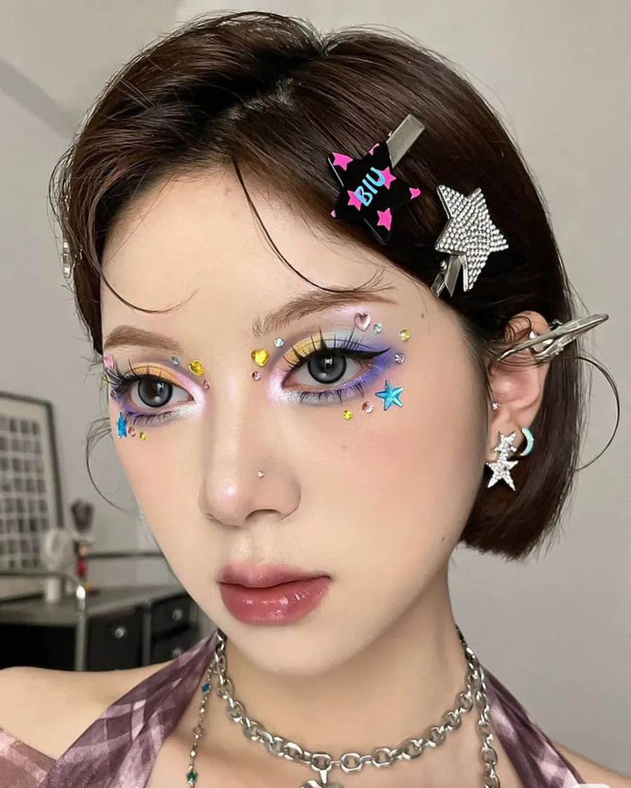 6 Cách Makeup Đi ConCert Cá Tính Và Nổi Bật Giữa Đám Đông