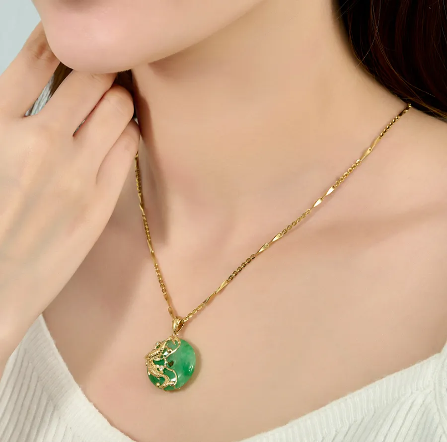 Ngọc cẩm thạch hợp mệnh nào