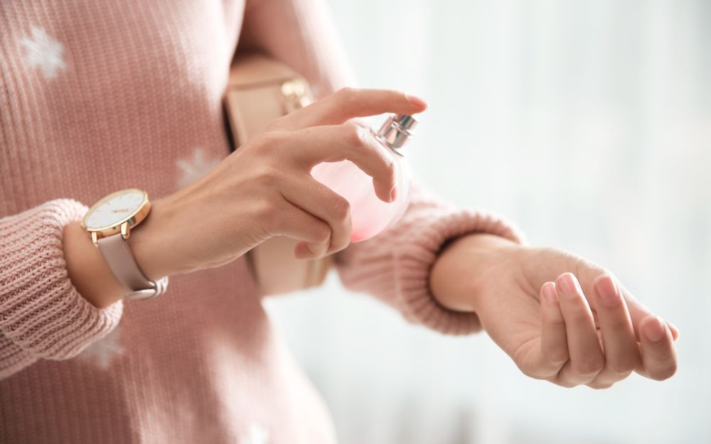 Review 04 Nước Hoa Creed Hồng Bán Chạy, Được Ưa Chuộng Hiện Nay - 10