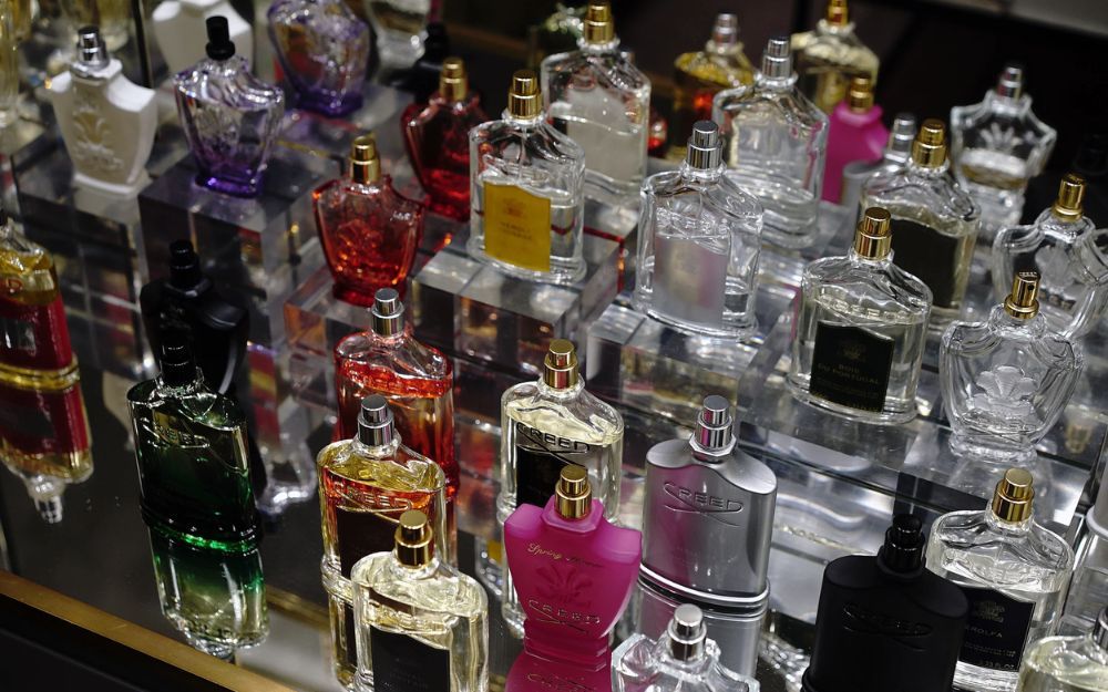 Review 04 Nước Hoa Creed Hồng Bán Chạy, Được Ưa Chuộng Hiện Nay - 11