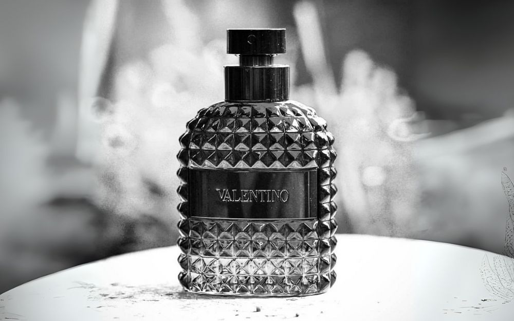 Review 04 Nước Hoa Valentino Đen Bán Chạy, Được Săn Đón Hiện Nay - 3