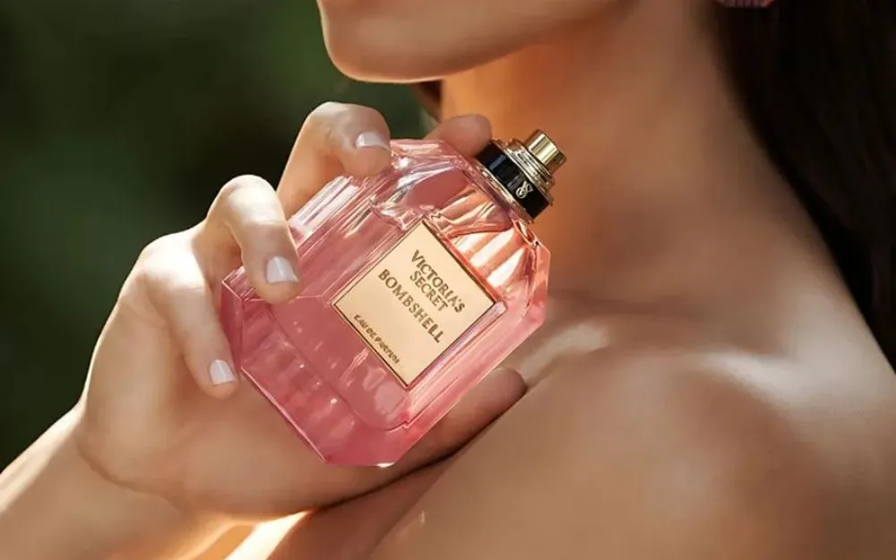 Review 07 Nước Hoa Victoria Secret Bombshell Bán Chạy Hiện Nay