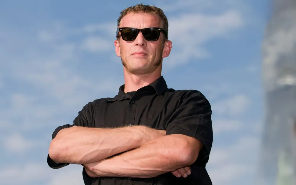 1985 Mệnh Gì Hợp Màu Gì? Gợi Ý Các Mẫu Trang Sức Thu Hút May Mắn - 3