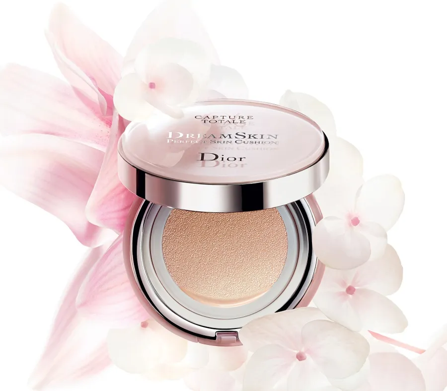 Dior Capture Totale DreamSkin Perfect Skin Cushion