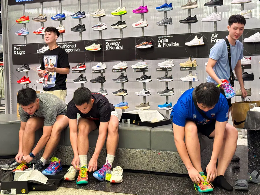 Địa chỉ mua giày Nike chính hãng tại Hà Nội