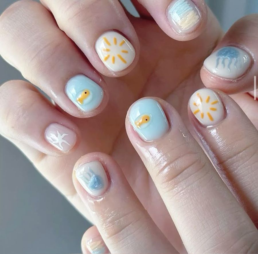Những Lưu Cần Biết Khi Làm Nail Cho Bé Gái