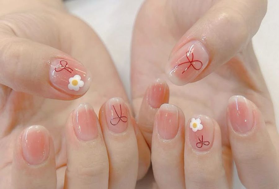 Những Lưu Cần Biết Khi Làm Nail Cho Bé Gái