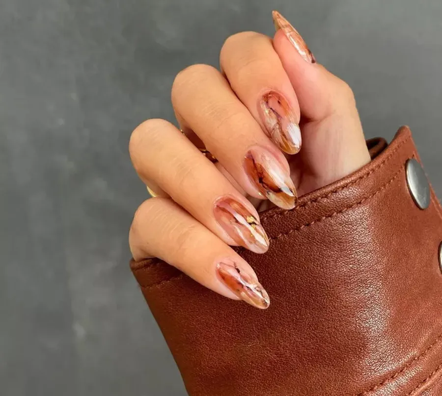 Nail họa tiết vân đá