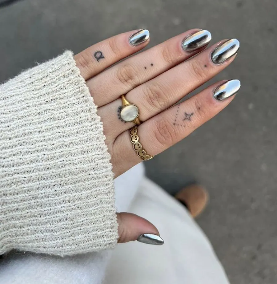 Mẫu Nail Duo-tone tông lạnh