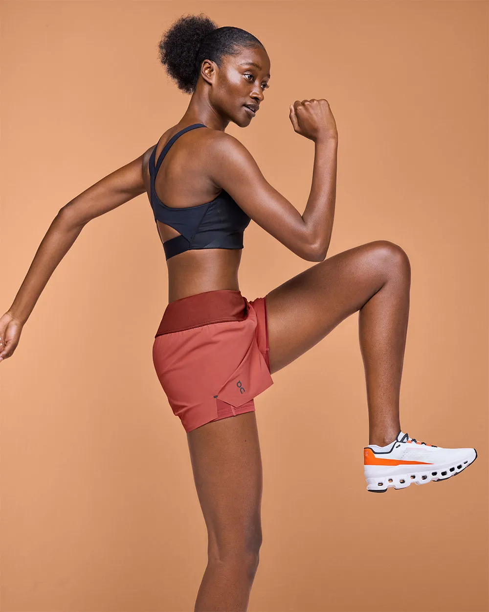 Nữ Chạy Bộ Nên Mặc Đồ Gì? Gợi Ý Phối Đồ Chạy Bộ Cho Nữ - 20