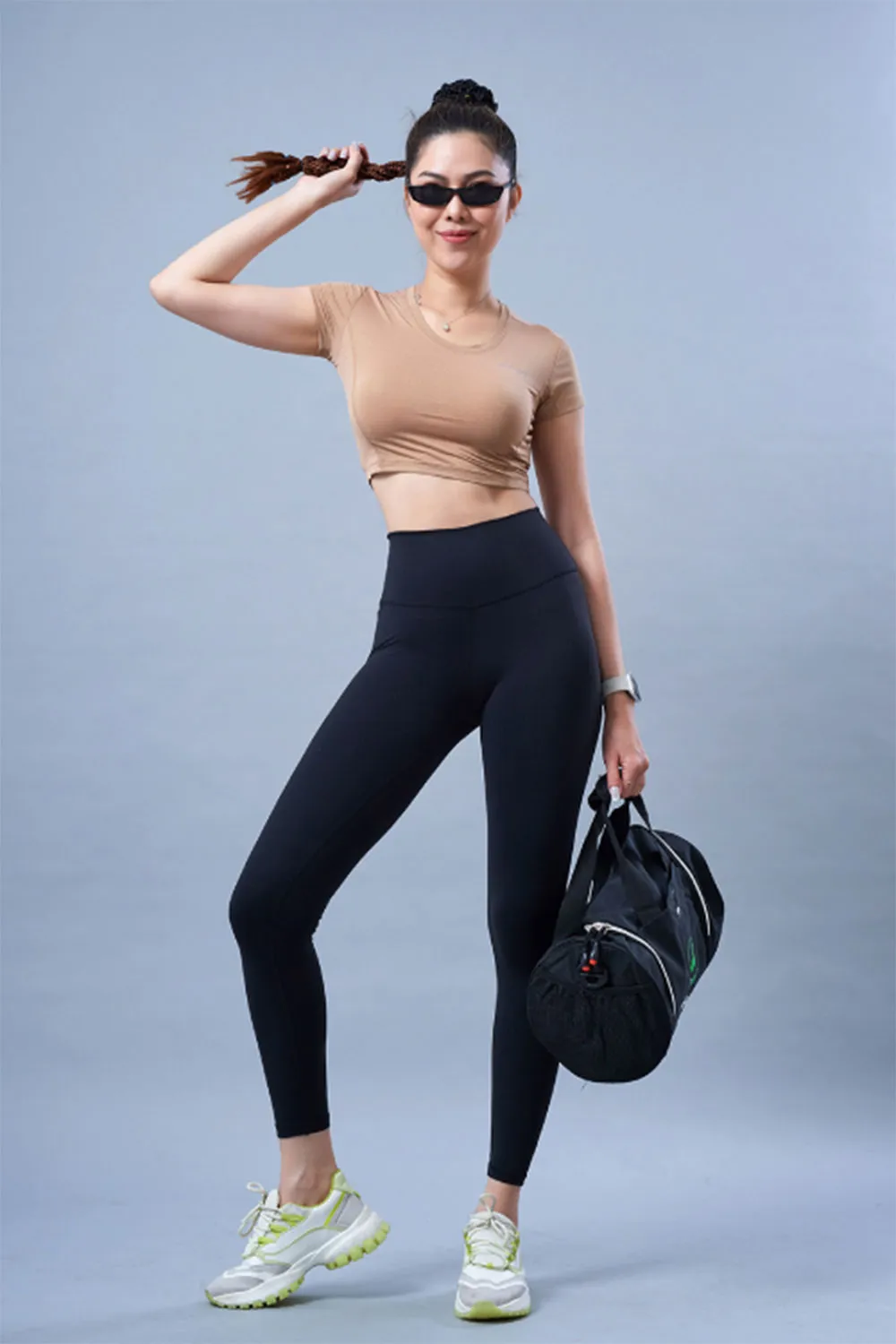 Nữ Chạy Bộ Nên Mặc Đồ Gì? Gợi Ý Phối Đồ Chạy Bộ Cho Nữ - 8