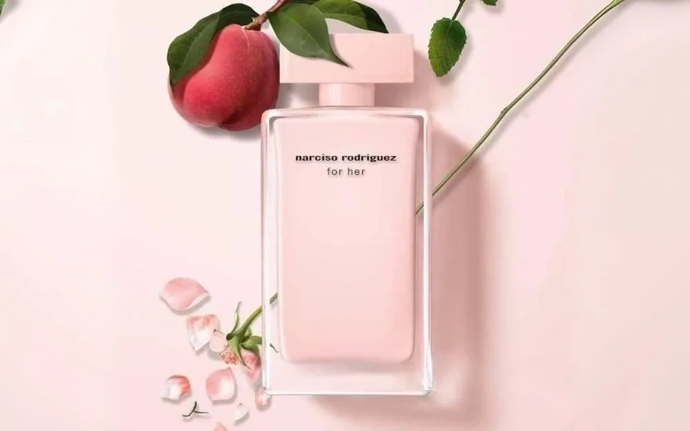 Gợi Ý 10 Nước Hoa Tặng Sếp Nữ Thơm Lâu, Sang Trọng  - 2
