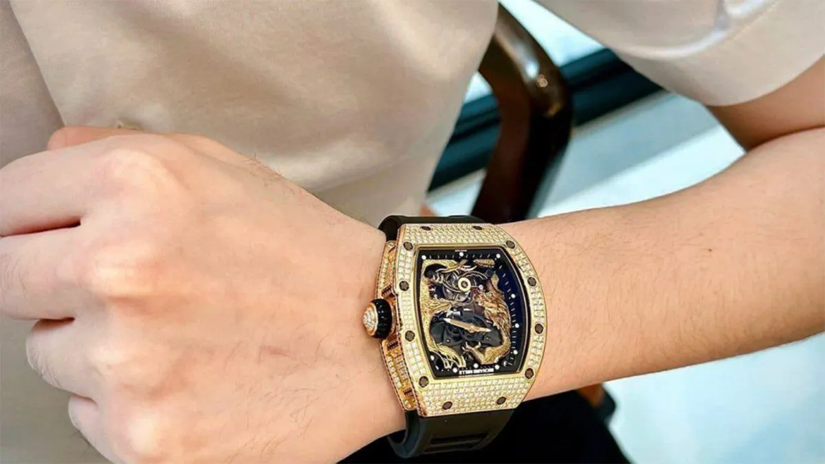 Đồng hồ đắt nhất Việt Nam Richard Mille RM 51-01 Tourbillon Tiger And Dragon - Michelle Yeoh | Minh Nhựa