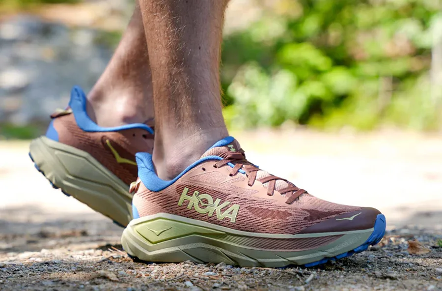 Hoka Challenger 8