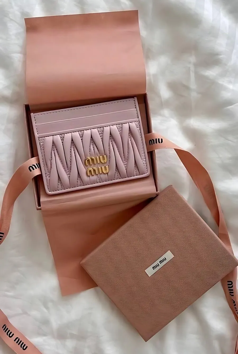 Top 30 món quà 20/10 cho vợ vừa ý nghĩa vừa ngọt ngào