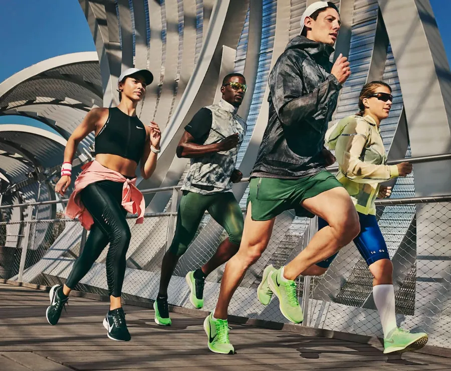 Top 10 thương hiệu quần áo chạy bộ được yêu thích