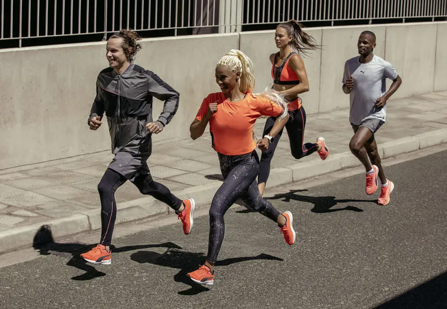 Top 10 thương hiệu quần áo chạy bộ được yêu thích