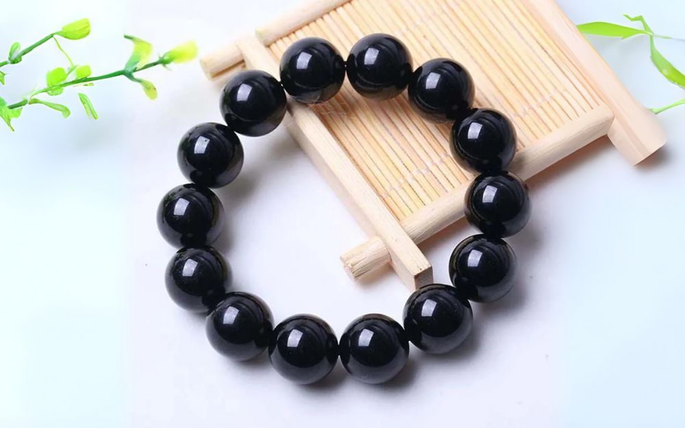 1989 Mệnh Gì Hợp Màu Gì? Gợi Ý Các Mẫu Trang Sức Thu Hút May Mắn - 13