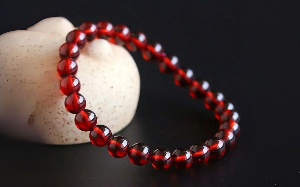 1991 Mệnh Gì Hợp Màu Gì? Gợi Ý Các Mẫu Trang Sức Thu Hút May Mắn - 11