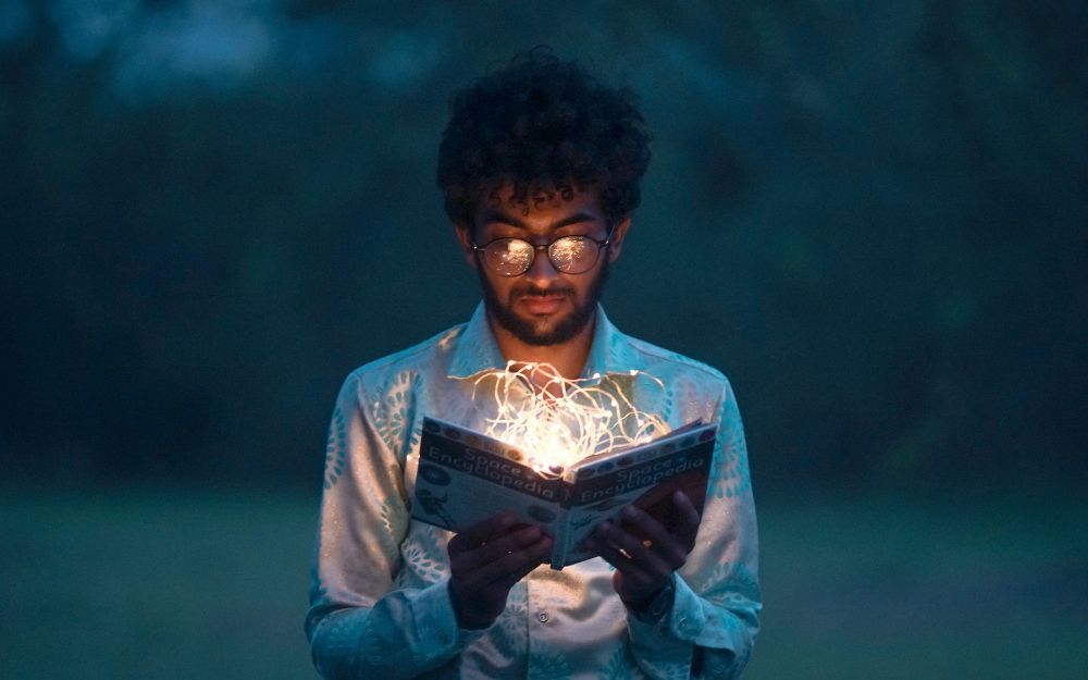 1991 Mệnh Gì Hợp Màu Gì? Gợi Ý Các Mẫu Trang Sức Thu Hút May Mắn - 2