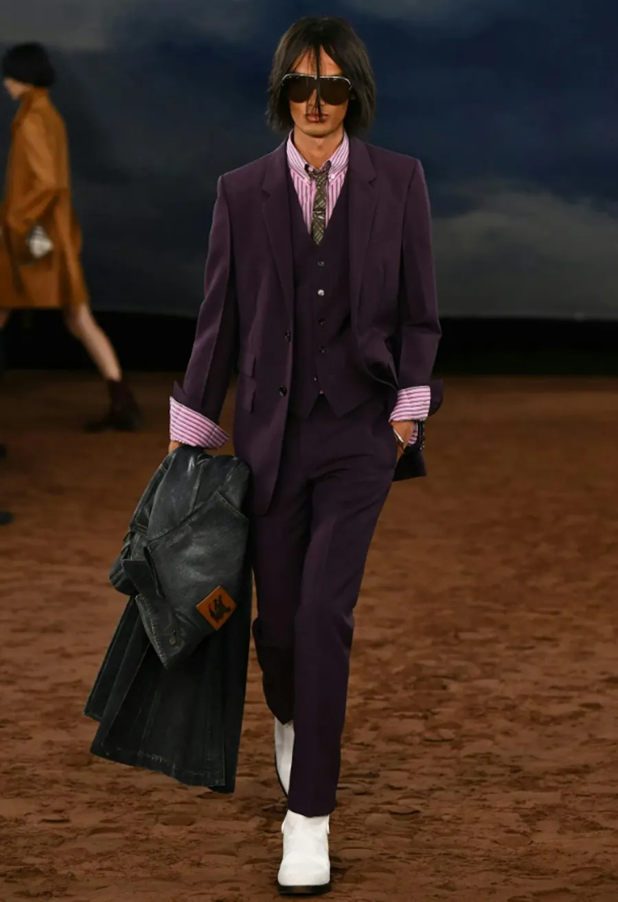 Burberry Xuân/Hè 2026: Khi âm nhạc và tinh thần phóng khoáng trở lại sàn diễn - 4