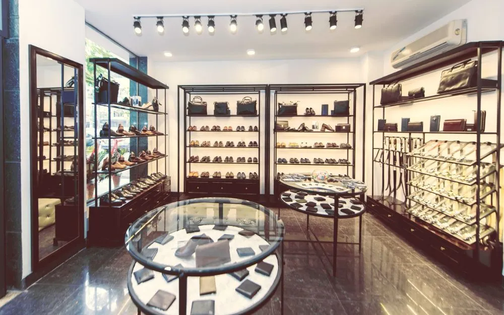 Top 10 Địa Chỉ Mua Giày Tây TPHCM Uy Tín, Giá Phải Chăng - 3