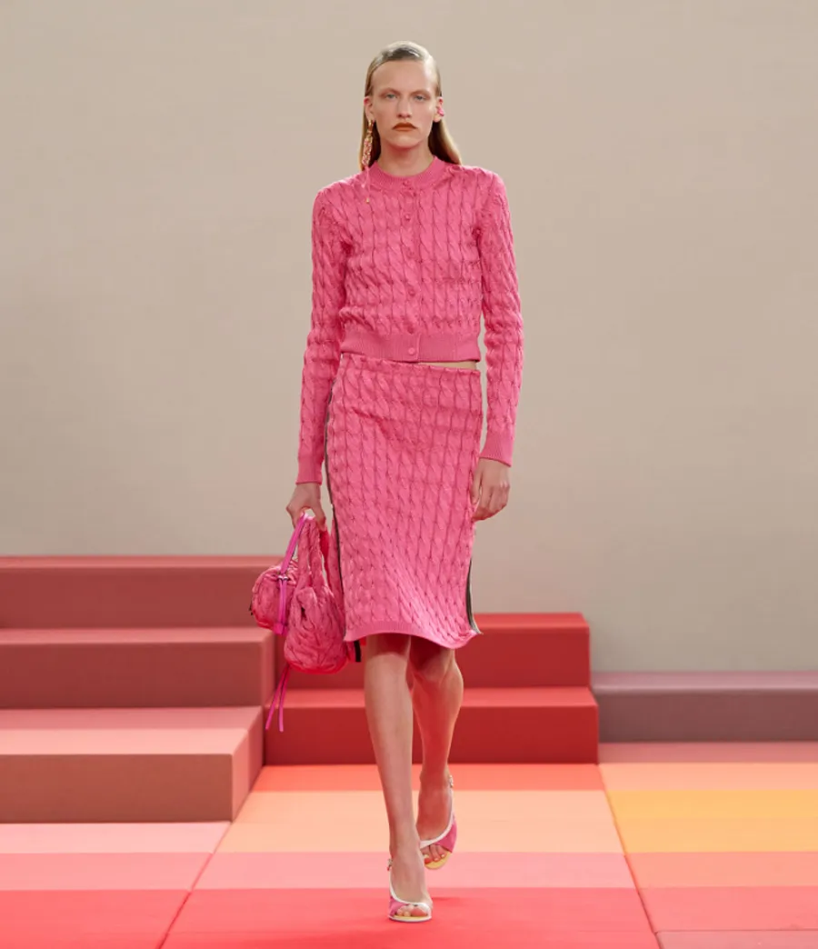 Fendi Xuân/Hè 2026: Khi kí ức thị giác biến thành một lãnh địa rực rỡ - 21