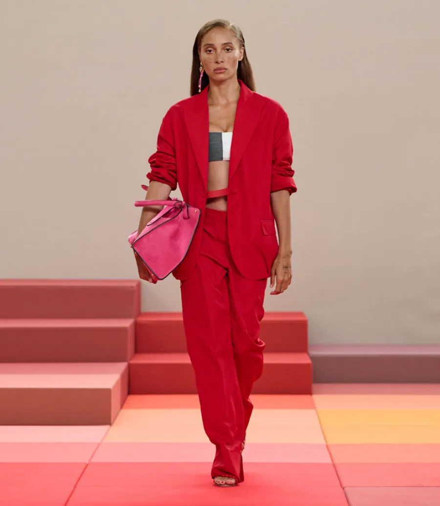 Fendi Xuân/Hè 2026: Khi kí ức thị giác biến thành một lãnh địa rực rỡ - 3