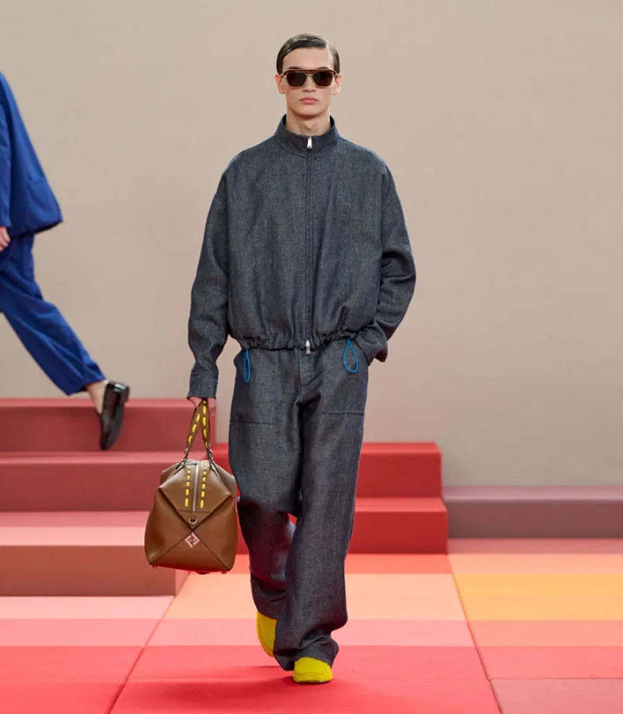 Fendi Xuân/Hè 2026: Khi kí ức thị giác biến thành một lãnh địa rực rỡ - 10
