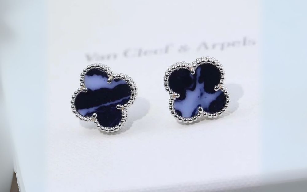 Top 10 Khuyên Tai Cỏ 4 Lá Bán Chạy, Được Ưa Thích Trong Năm 2025 - 2