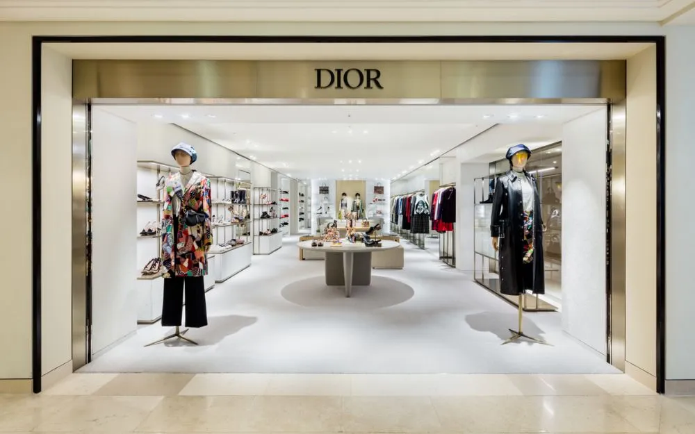 Review Top 6 Khuyên Tai Dior Bán Chạy, Được Ưa Chuộng Hiện Nay - 1