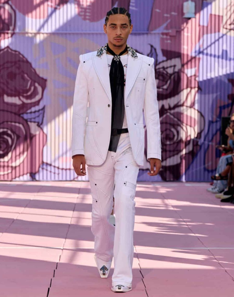 Off-White Xuân Hè 2026: Khi di sản đường phố New York hòa trong nhịp disco thập niên 70 - 14