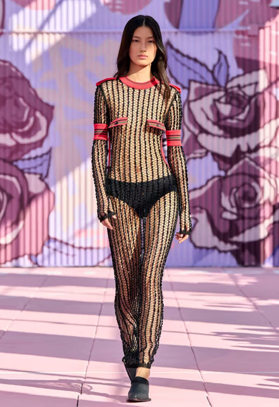 Off-White Xuân Hè 2026: Khi di sản đường phố New York hòa trong nhịp disco thập niên 70 - 18