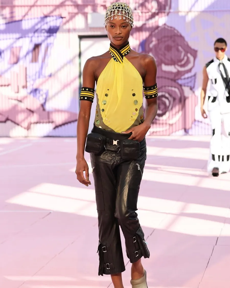 Off-White Xuân Hè 2026: Khi di sản đường phố New York hòa trong nhịp disco thập niên 70 - 27